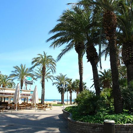 Apartamento Bonito Cerca De La Playa Cambrils Bagian luar foto