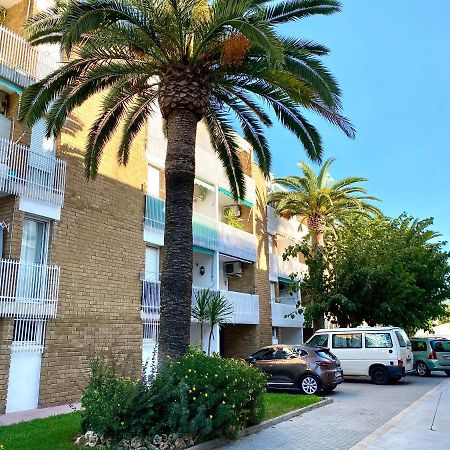 Apartamento Bonito Cerca De La Playa Cambrils Bagian luar foto