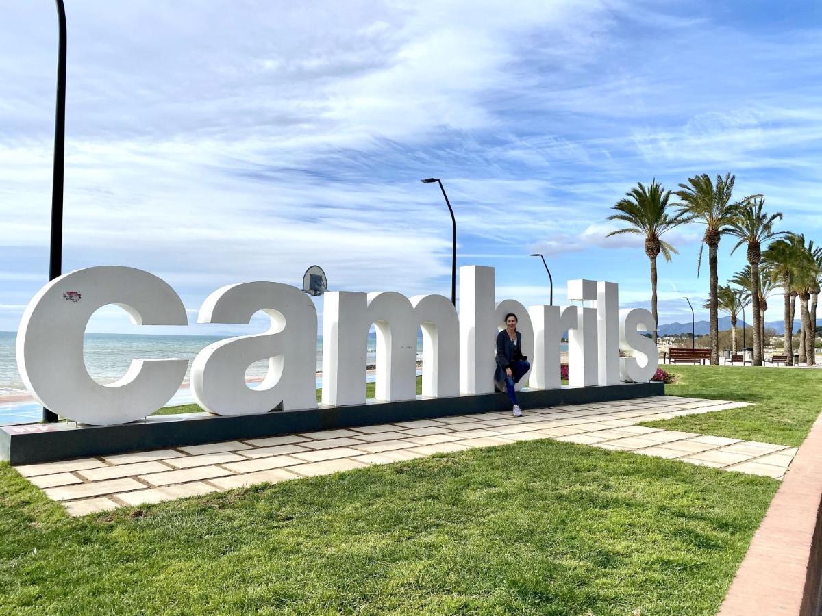Apartamento Bonito Cerca De La Playa Cambrils Bagian luar foto