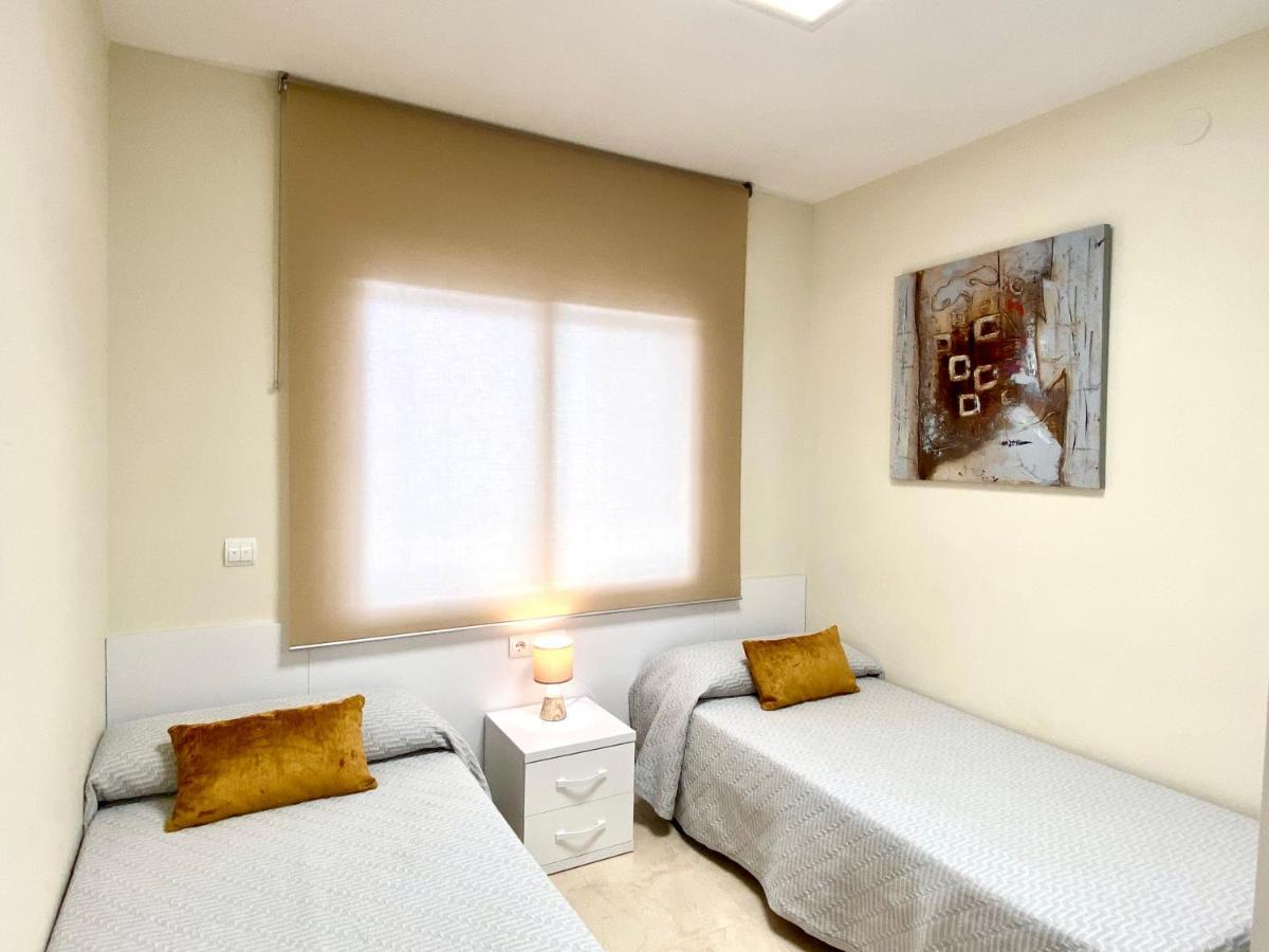 Apartamento Bonito Cerca De La Playa Cambrils Bagian luar foto