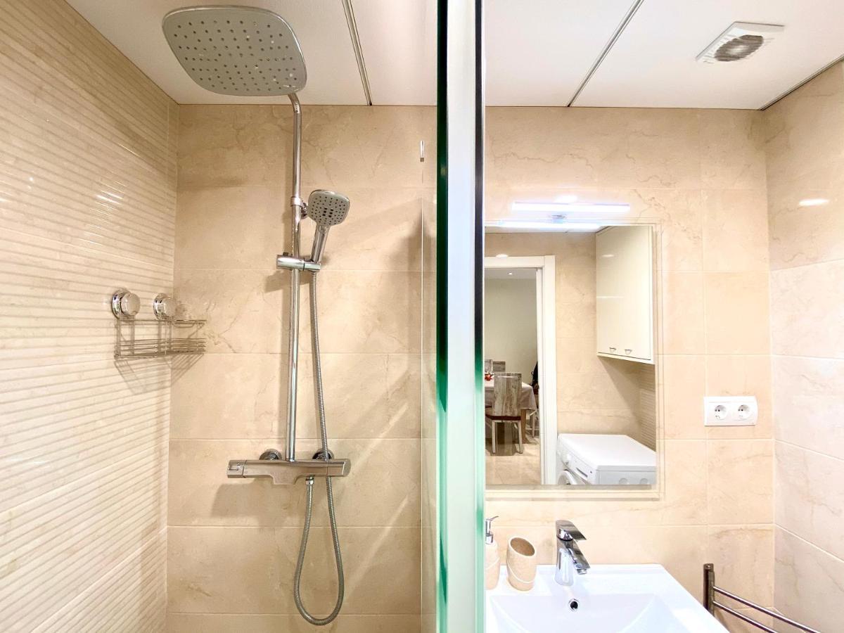 Apartamento Bonito Cerca De La Playa Cambrils Bagian luar foto
